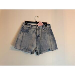 Cloudten lightwash denim cut off shorts NWT size medium, womens